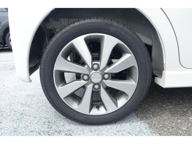 ｅＫカスタム Ｔ　ターボ　ＨＩＤヘッドライト　スマートキー　リヤビューモニター　　７型ワイドナビゲーション　純正１５インチアルミホイール　ベンチシート（30枚目）