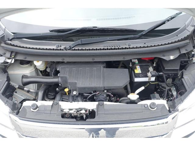 ｅＫカスタム Ｔ　ターボ　ＨＩＤヘッドライト　スマートキー　リヤビューモニター　　７型ワイドナビゲーション　純正１５インチアルミホイール　ベンチシート（31枚目）