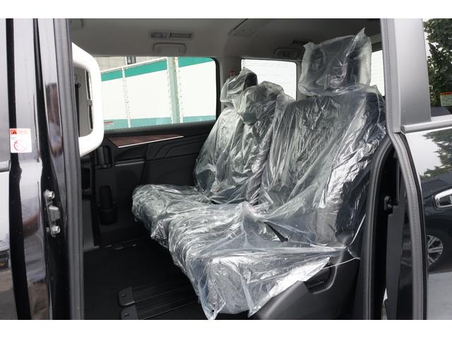 デリカＤ：５ 　ジャスパー　８人乗り／特別仕様車／専用シート生地／専用デカール／専用フロントグリル＆ポジションランプガーニッシュ／専用アルミホイール／全方位カメラ／後側方車両検知警報システム（15枚目）