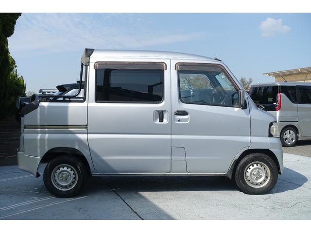 ミニキャブバン Wキャブ 4WD 5速マニュアル イクリプス製メモリーナビ ワンセグTV キーレスキー パワーウインドウ(4枚目)