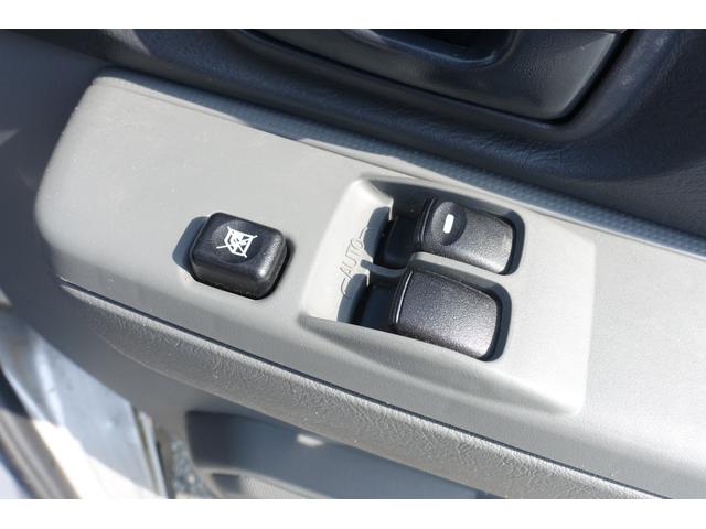 ミニキャブバン Wキャブ 4WD 5速マニュアル イクリプス製メモリーナビ ワンセグTV キーレスキー パワーウインドウ(16枚目)