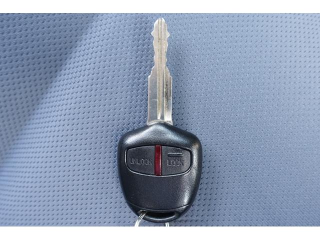 ミニキャブバン Wキャブ 4WD 5速マニュアル イクリプス製メモリーナビ ワンセグTV キーレスキー パワーウインドウ(17枚目)