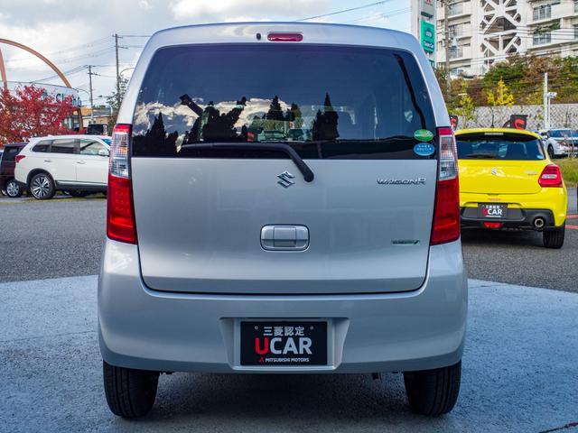 ワゴンＲ ＦＸ　ＣＤチューナー／ＥＴＣ／オートエアコン／アイドリングストップ／後席スライドシート／助手席下収納（9枚目）