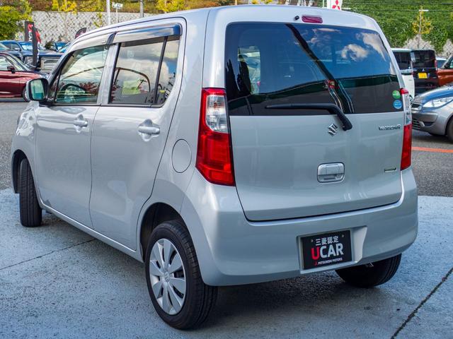 ワゴンＲ ＦＸ　ＣＤチューナー／ＥＴＣ／オートエアコン／アイドリングストップ／後席スライドシート／助手席下収納（10枚目）