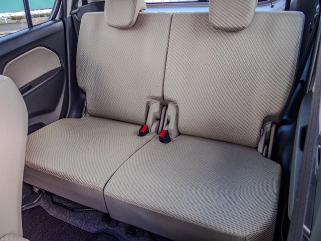 ワゴンＲ ＦＸ　ＣＤチューナー／ＥＴＣ／オートエアコン／アイドリングストップ／後席スライドシート／助手席下収納（28枚目）