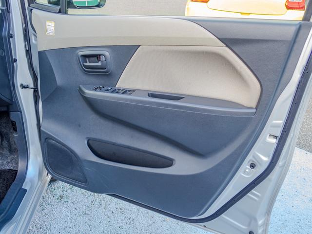 ワゴンＲ ＦＸ　ＣＤチューナー／ＥＴＣ／オートエアコン／アイドリングストップ／後席スライドシート／助手席下収納（31枚目）