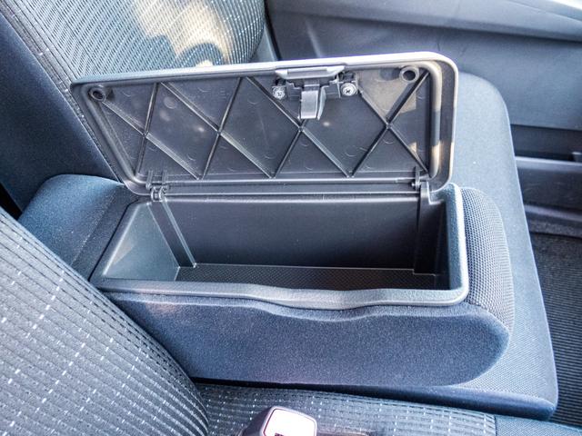 ムーヴ カスタム Xリミテッド ナビ・ETC・バックカメラ・パワーウインド・リモコンキー・横開きテールドア(31枚目)