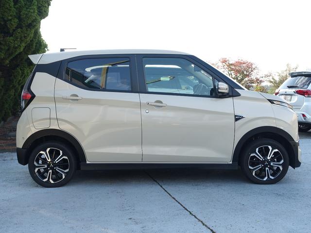 ｅＫクロス ＥＶ Ｐ　先進安全快適パッケージ　マイパイロットパーキング　スマートフォン連携ナビゲーション　アラウンドモニター　ＬＥＤヘッドライト（9枚目）