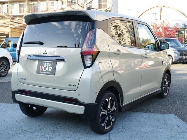 ｅＫクロス ＥＶ Ｐ　先進安全快適パッケージ　マイパイロットパーキング　スマートフォン連携ナビゲーション　アラウンドモニター　ＬＥＤヘッドライト（10枚目）