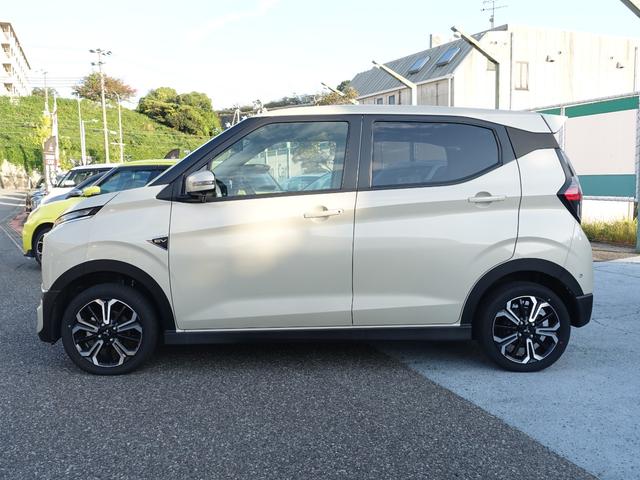 ｅＫクロス ＥＶ Ｐ　先進安全快適パッケージ　マイパイロットパーキング　スマートフォン連携ナビゲーション　アラウンドモニター　ＬＥＤヘッドライト（13枚目）