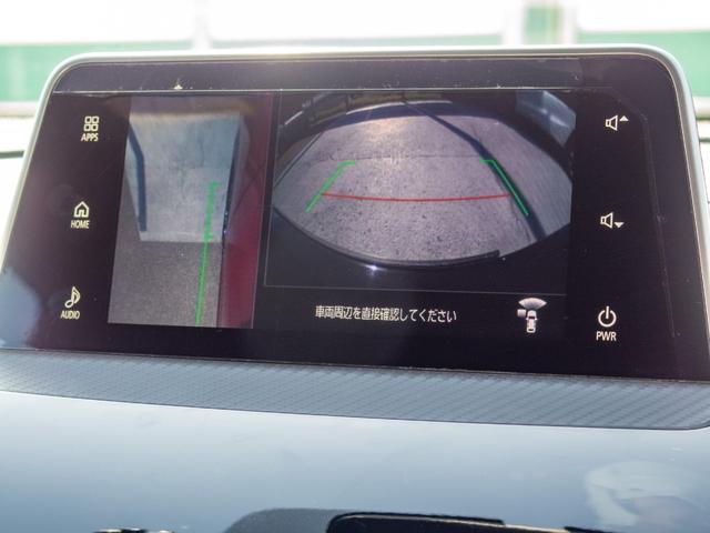 左前の情報もカメラで確認できます