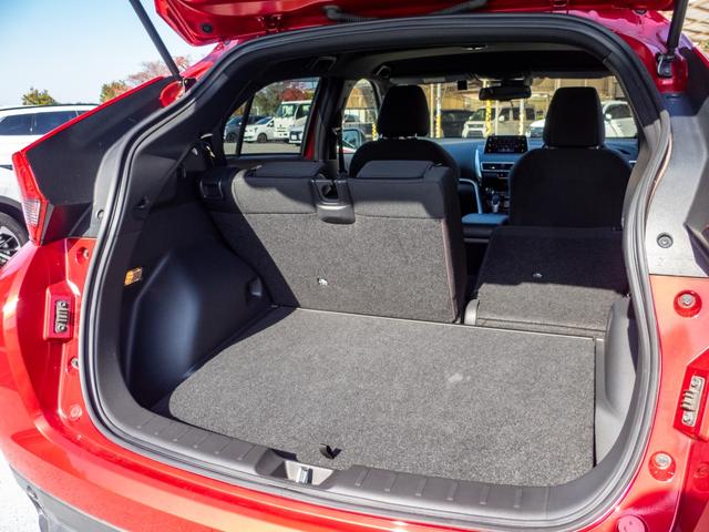 ６：４分割のリヤシート