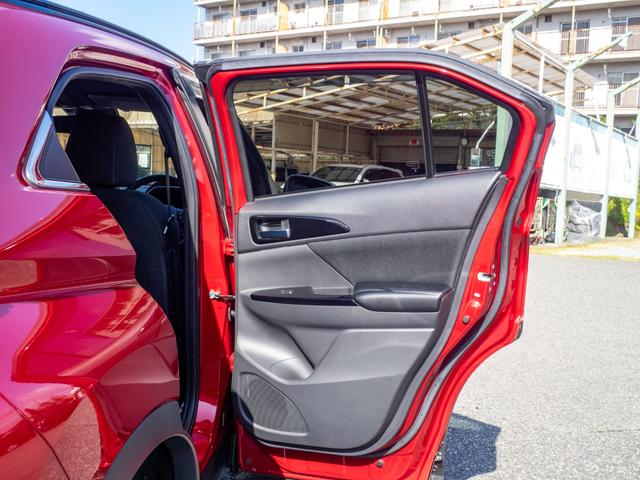 ドアの内張です。