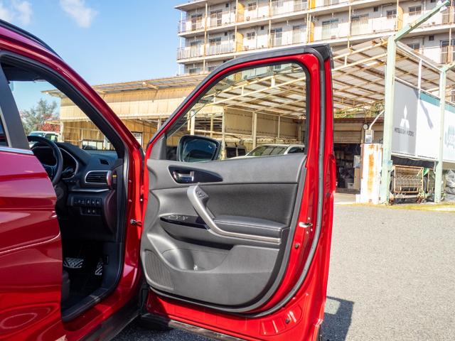 ドアの内張です。