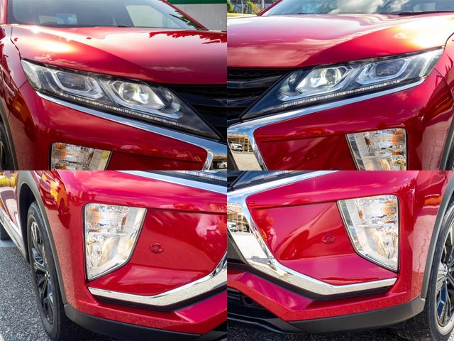 ヘッドライトの隣はダミーです。