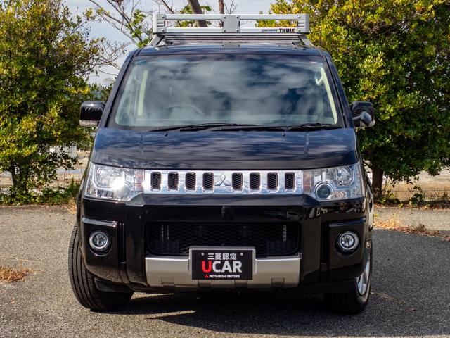 デリカＤ：５ Ｍ　リミテッドパッケージ　ＫＥＮＷＯＯＤ製ＵＳＢ＆Ｂｌｕｅｔｏｏｔｈ対応ナビ　バックカメラ　純正ルーフラック　助手席側電動スライドドア　アイドリングストップ　オーバーライダー　マッドフラップ（6枚目）