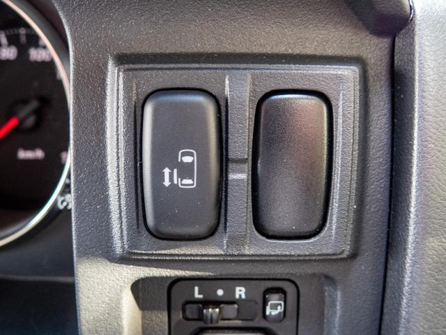 デリカＤ：５ Ｍ　リミテッドパッケージ　ＫＥＮＷＯＯＤ製ＵＳＢ＆Ｂｌｕｅｔｏｏｔｈ対応ナビ　バックカメラ　純正ルーフラック　助手席側電動スライドドア　アイドリングストップ　オーバーライダー　マッドフラップ（20枚目）