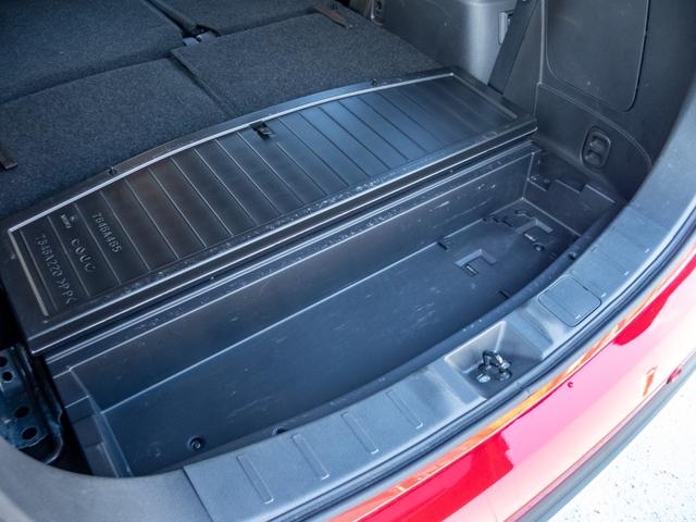 アウトランダー ２４Ｇ　純正ワイドナビ　全周囲カメラ　３列シート７人乗り　３モード切替４ＷＤ　ＥＴＣ　ドライブレコーダー　　クリアランスソナー　衝突被害軽減ブレーキ　ヒッチメンバー（64枚目）