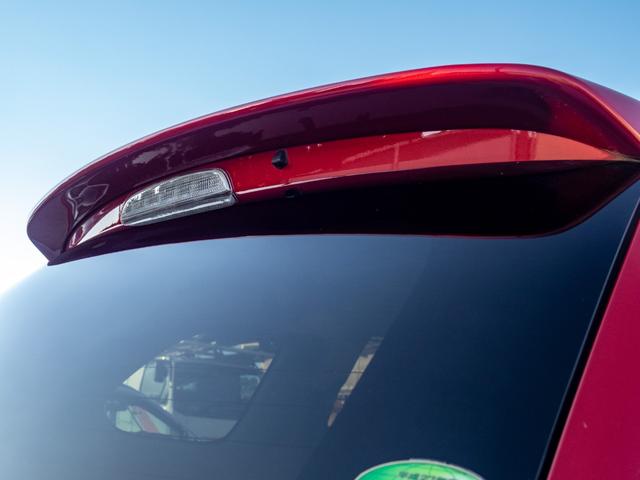 アウトランダー ２４Ｇ　純正ワイドナビ　全周囲カメラ　３列シート７人乗り　３モード切替４ＷＤ　ＥＴＣ　ドライブレコーダー　　クリアランスソナー　衝突被害軽減ブレーキ　ヒッチメンバー（69枚目）