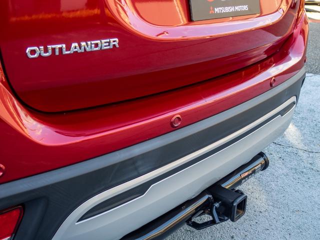 アウトランダー ２４Ｇ　純正ワイドナビ　全周囲カメラ　３列シート７人乗り　３モード切替４ＷＤ　ＥＴＣ　ドライブレコーダー　　クリアランスソナー　衝突被害軽減ブレーキ　ヒッチメンバー（71枚目）