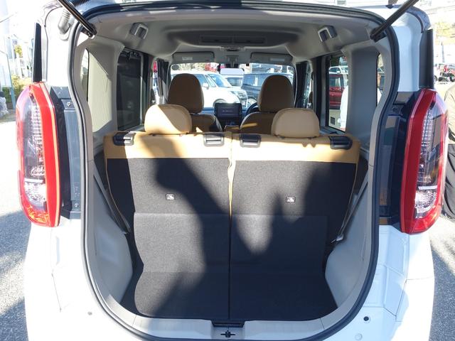 乗車人数やお荷物の量に合せて様々なアレンジが可能です