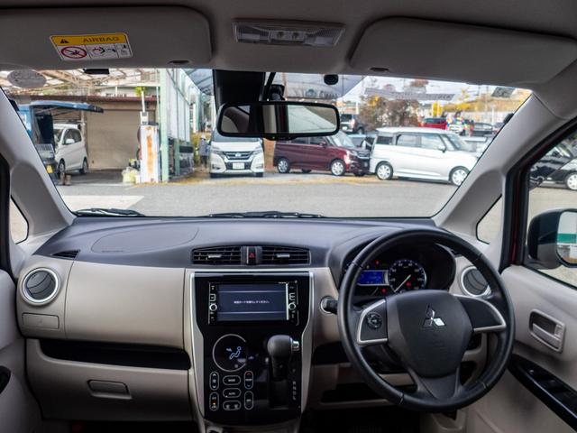 操作性と視認性に優れたインパネまわり、各スイッチは操作性を重視してデザインされてます！！