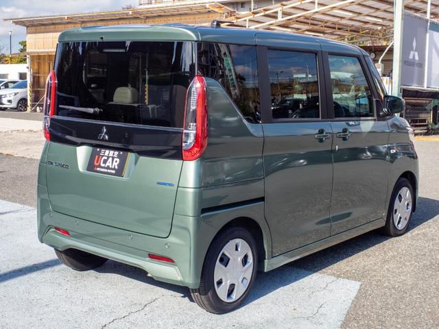 ｅＫスペース Ｇ　純正９型メモリーナビ　バックカメラ　リヤサーキュレーター　助手席シートバックテーブル　サイド・カーテンエアバッグ　ＬＥＤヘッドライト（10枚目）