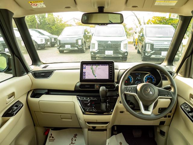 ｅＫスペース Ｇ　純正９型メモリーナビ　バックカメラ　リヤサーキュレーター　助手席シートバックテーブル　サイド・カーテンエアバッグ　ＬＥＤヘッドライト（15枚目）