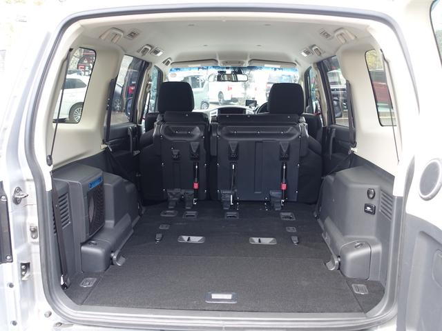 ��Ԑl���₨�ו��̗ʂɍ����ėl�X�ȃA�����W���\�ł��B�R��ڂ͊i�[���\�ł��B