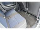 足元広々の後席シート