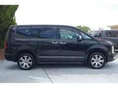 ���ʥ��饤�ɥɥ���ξ¦��ư�ʤΤ��٤μ֤ؤΥɥ�����åפο��ۤ�ڸ�������ž�ʤ�����⥳��ǳ�������ǽ�Ǥ� 6