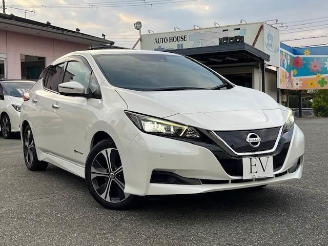 リーフ ４０ｋＷｈ　Ｘ　１０万台記念車　プロパイロット　１７インチアルミ（4枚目）