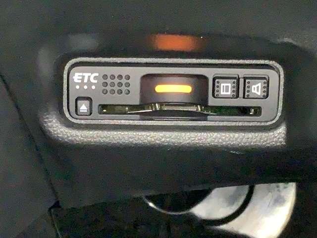 Fパッケージ コンフォートエディション 当社試乗車純正ナビRカメ地デジ前後Dレコ(15枚目)