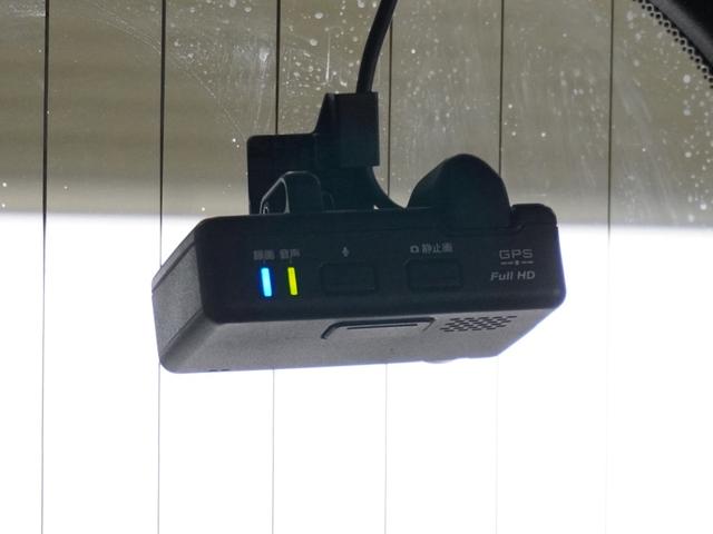 ステップワゴンスパーダ スパーダハイブリッドＧ・ＥＸホンダセンシング　１年保証ナビ後席モニタＤレコＲカメＥＴＣ両電扉ＢＴ（6枚目）