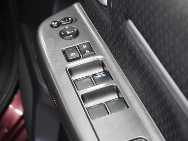 ステップワゴンスパーダ スパーダホンダセンシング　１年保証ナビ後席モニタＤレコＲカメＥＴＣ両電扉ＢＴ（29枚目）