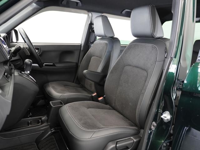 室内は、シートクリーニングや各部の徹底した清掃を実施し、消臭・除菌処理を行っています。しかも、全ての差上で天然成分の薬剤にこだわり安心・安全へも配慮しています。