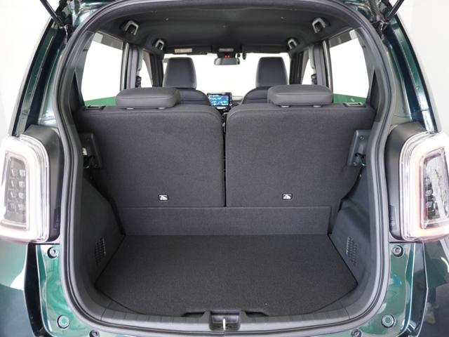 フル乗車でもしっかり荷物を収納出来るラゲッジスペースです。普段の買い物でしたらしっかり積める十分な荷室スペースが確保されています。