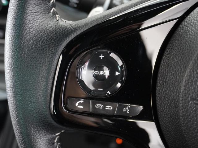 ◆ハンドルに【オーディオリモコンスイッチ】が装備されてます。視点をそらすことなく、ボリューム調整・オーディオソース切替・選曲が出来ます。安全運転しながら操作が可能になりました。