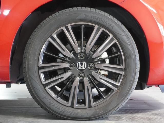 フィット ｅ：ＨＥＶホーム２０周年特別仕様車カーサ　２年保証ナビＤレコＲカメＥＴＣクルコンＢＴ（19枚目）