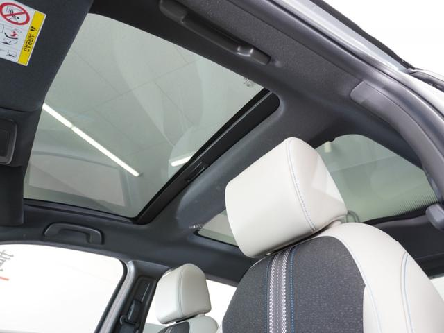 ヴェゼル ｅ：ＨＥＶＺ・ＰＬａＹパッケージ　２年保証当社試乗車ナビ全周囲カメＤレコＥＴＣ２．０（7枚目）