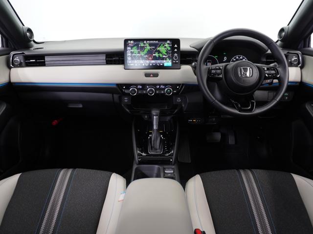 ヴェゼル ｅ：ＨＥＶＺ・ＰＬａＹパッケージ　２年保証当社試乗車ナビ全周囲カメＤレコＥＴＣ２．０（9枚目）