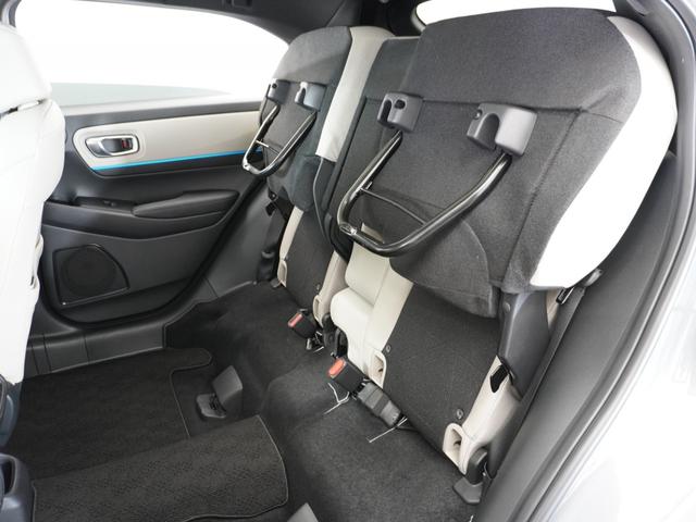 ヴェゼル ｅ：ＨＥＶＺ・ＰＬａＹパッケージ　２年保証当社試乗車ナビ全周囲カメＤレコＥＴＣ２．０（32枚目）