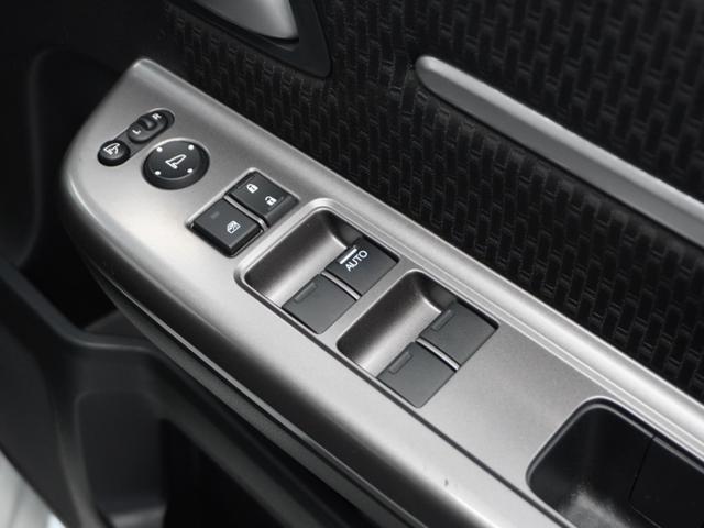 ステップワゴンスパーダ スパーダホンダセンシング　１年保証ナビＲカメＥＴＣ両電扉ＢＴ地デジＬＥＤ（29枚目）