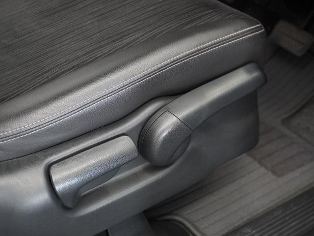 フリード Gプレミアムエディション 1年保証ナビRカメETC両電扉BT地デジHID(25枚目)