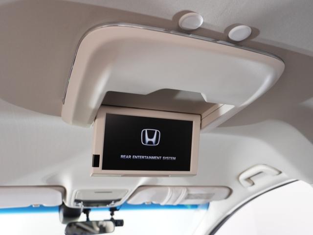 ◆後席フリップダウンモニター装備車◆　お出かけ時の渋滞！お子様や同乗者の方が退屈しません。ドライバーは運転に集中できます！