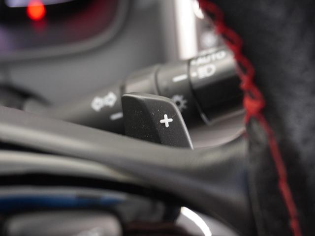 ◆パドルシフト装備◆オートマチック車でもミッション車のようなフィーリングを楽しめます。エンジンブレーキを使いたい時にも役立ちます。