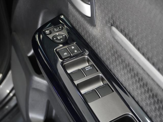 ステップワゴンスパーダ スパーダホンダセンシング　１年保証ナビＲカメＥＴＣ両電扉ＢＴ地デジＬＥＤ（27枚目）