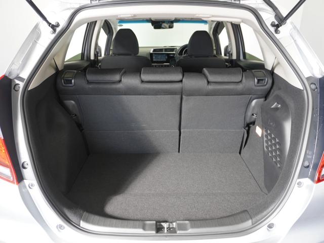 フィットハイブリッド Ｆコンフォートエディション　１年保証ナビＤレコＲカメＥＴＣクルコンＢＴ（21枚目）