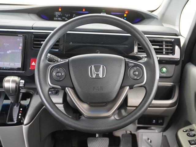 ステップワゴン Ｇ　１年保証ナビ全周囲カメＤレコ片電扉ＢＴ（9枚目）