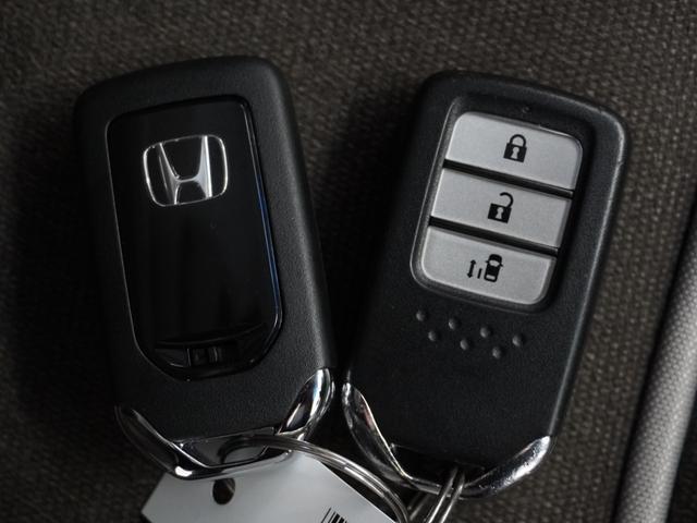 ステップワゴン Ｇ　１年保証ナビ全周囲カメＤレコ片電扉ＢＴ（18枚目）